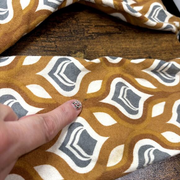 J McLaughlin Size M Cardigan Sweater Retro Print Lightweight Soft Modal Blend - Picture 13 of 15